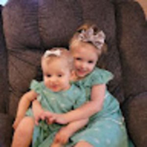 Meet your Posher, Holly